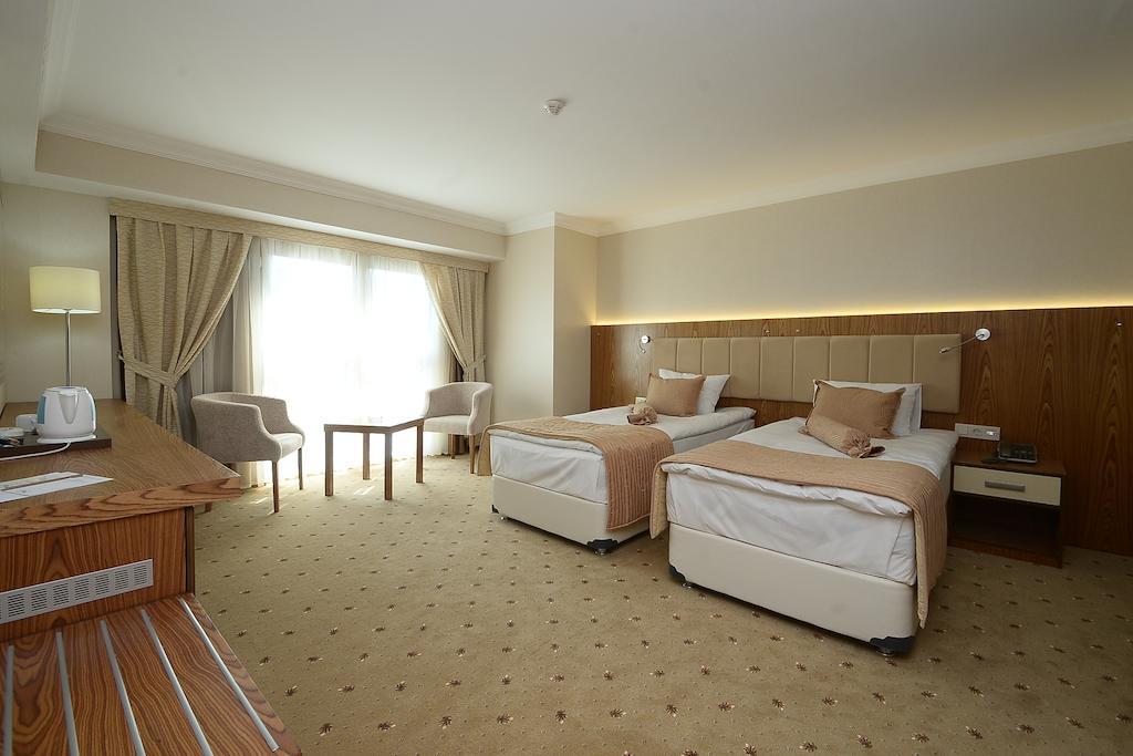 Nk Hotel İzmir Bilik gambar